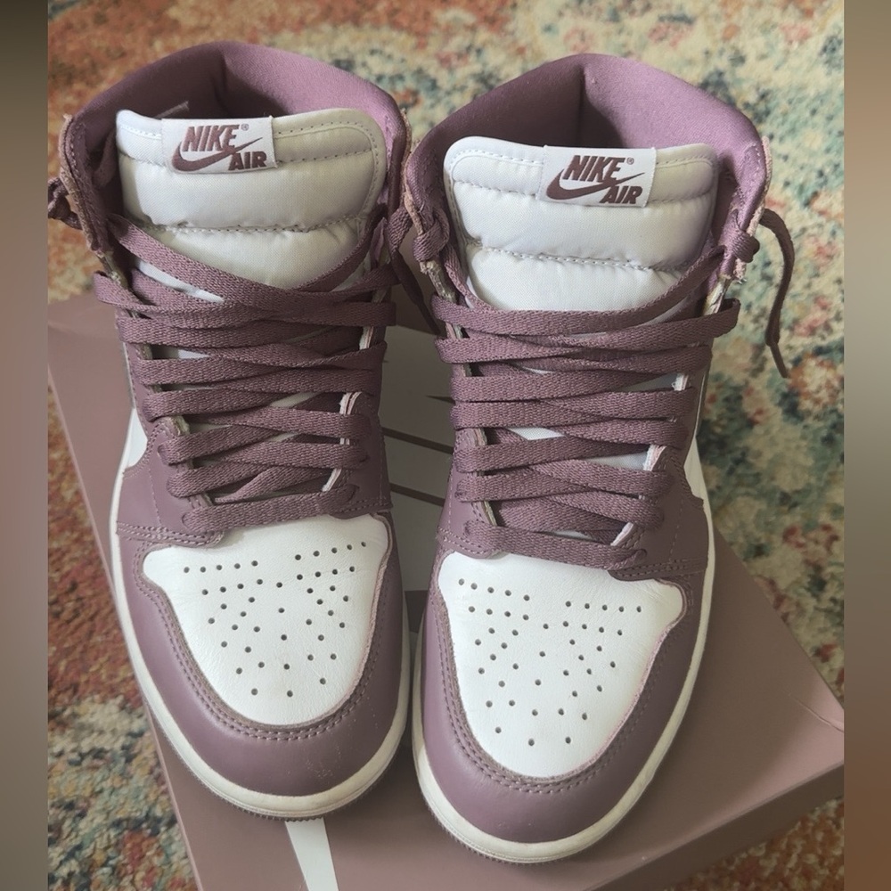 Air Jordan retro high tops.
